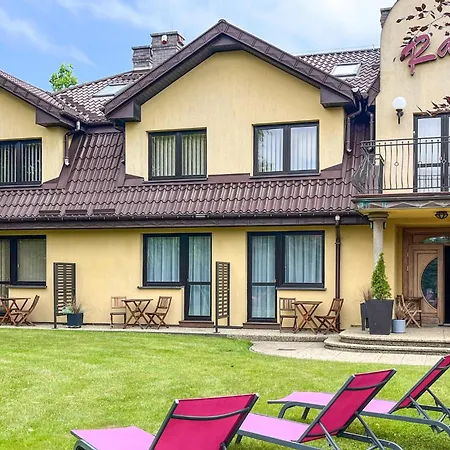 Nice Apartment In Rowy With Outdoor Swimming Pool